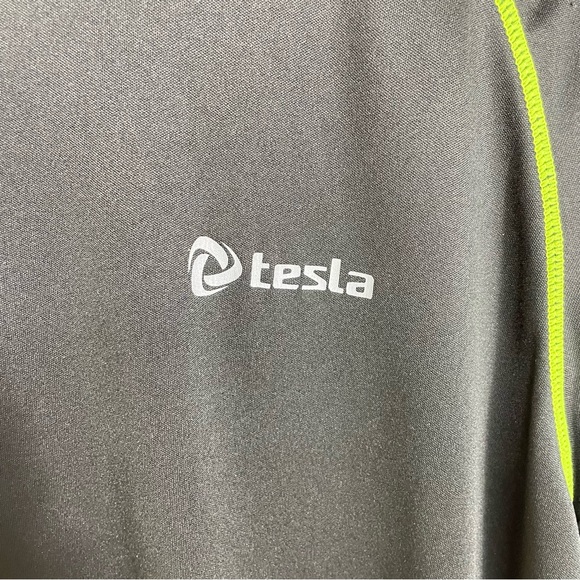 Tesla Hyper-Dri Regular Fit Black Performance Wear Tee Size XL - Picture 7 of 8